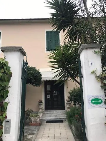 Hotel B&B Giardino Delle Rose Bike&Breakfast Finale Ligure 0*,