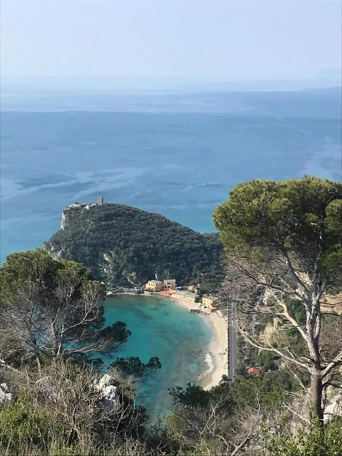 Hotel B&B Giardino Delle Rose Bike&Breakfast Finale Ligure 0*,  Italy