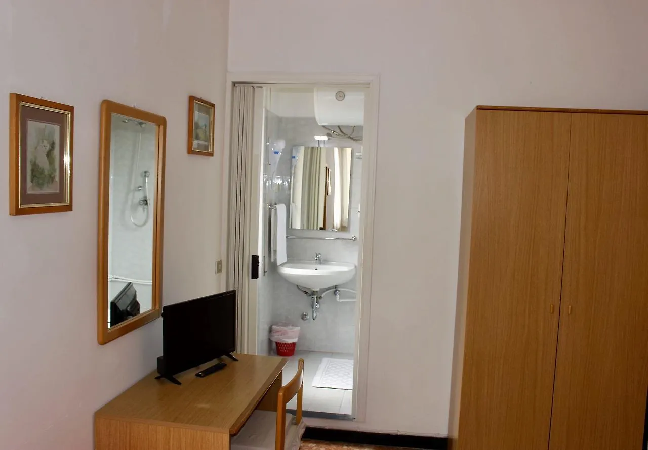 Hotel B&B Giardino Delle Rose Bike&Breakfast Finale Ligure 0*,